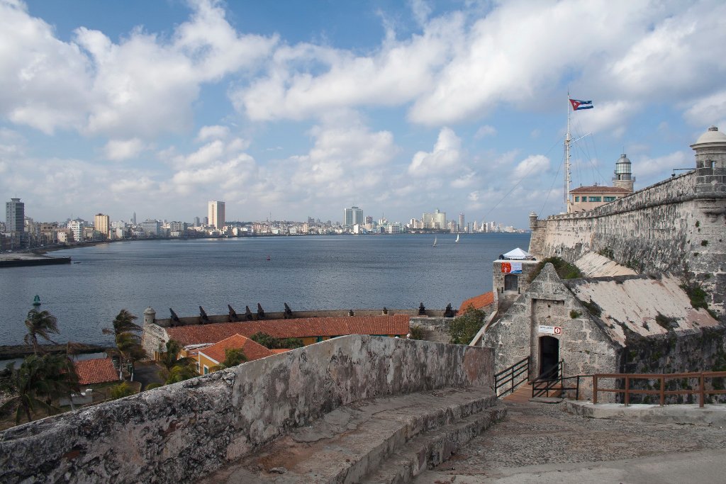 42-Havana from the Castillo de los Tres Reyes del Morro.jpg - Havana from the Castillo de los Tres Reyes del Morro